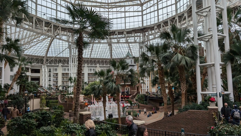 Gaylord Opryland Resort family trip